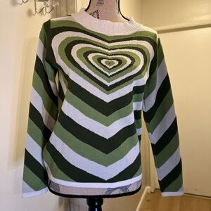 Green and White Crew Neck Heart Pattern Sweater